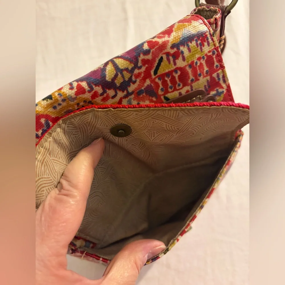 Sakroots Crossbody Bag❤️🤎🧡🤍💛🩵💜 - Picture 6 of 15